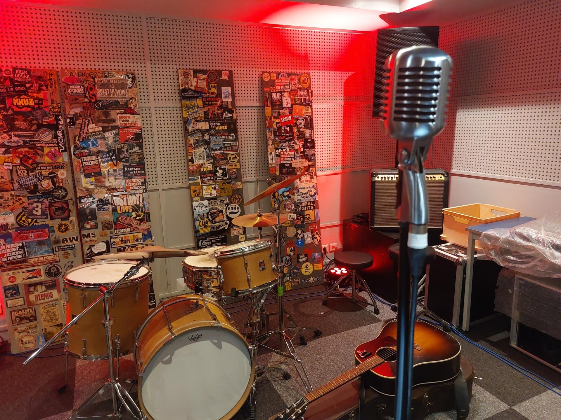 576965098 10230701779509777 3776713520808896752 n